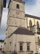Le côté de la tour de l'église, reconstruite en 1804